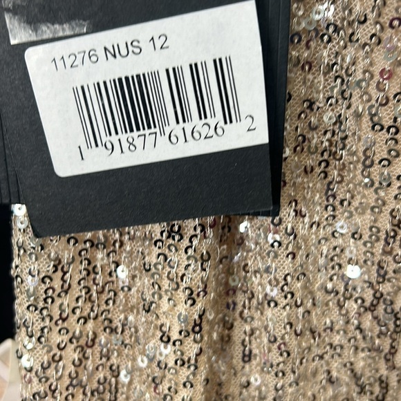 IEENA FOR MAC DUGGAL 11276 NWT Sequined Sleeveless Column Gown - Picture 7 of 8